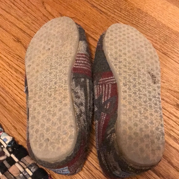 “Toms” shoes - Picture 4 of 5